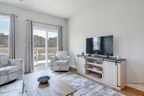 TV, books - Near Golf! Family Escape 6 Mi to Ocean Isle Beach (Ocean Isle Beach)