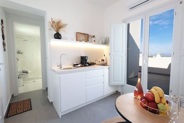 Private kitchen - Stay Lux Suites (Karterados)