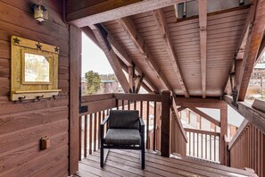 Property grounds - Rocky Mtn-View Retreat! Walk to Dtwn Grand Lake (Grand Lake)