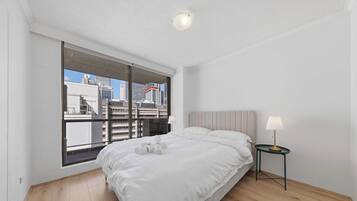 2 bedrooms, iron/ironing board, WiFi, bed sheets