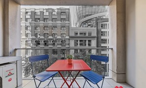 Dining - MetaWise BnB - Sydney CBD 1BR Kent St (Sydney)