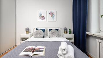 Classic Apartment, City View