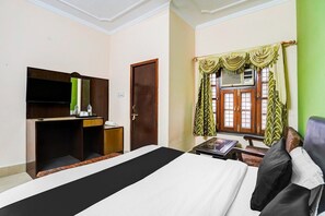 Room - Hotel O Tyagi Road Near Prince Chowk (Dehradun)