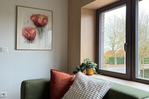 Smart TV - Stylish stay Bree near city center for 6 guests (Bree)