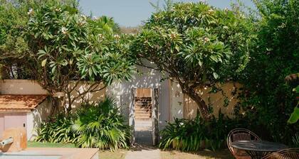 DanCenter Parijat Villas & Suites