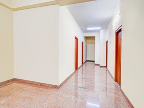 House | Interior - Super Hotel O Srigandhakavalu (Bengaluru)