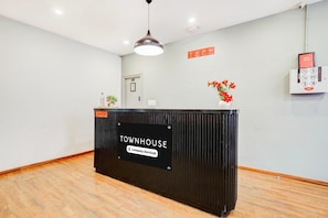 House | Reception - Super Townhouse RR Nagar (Bengaluru)