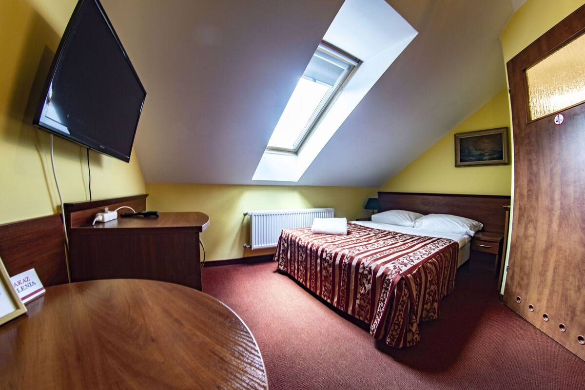 Double Room | Desk, free WiFi