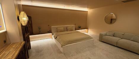 1 bedroom, internet, bed sheets