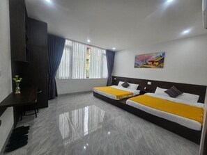 Deluxe-Vierbettzimmer, Stadtblick