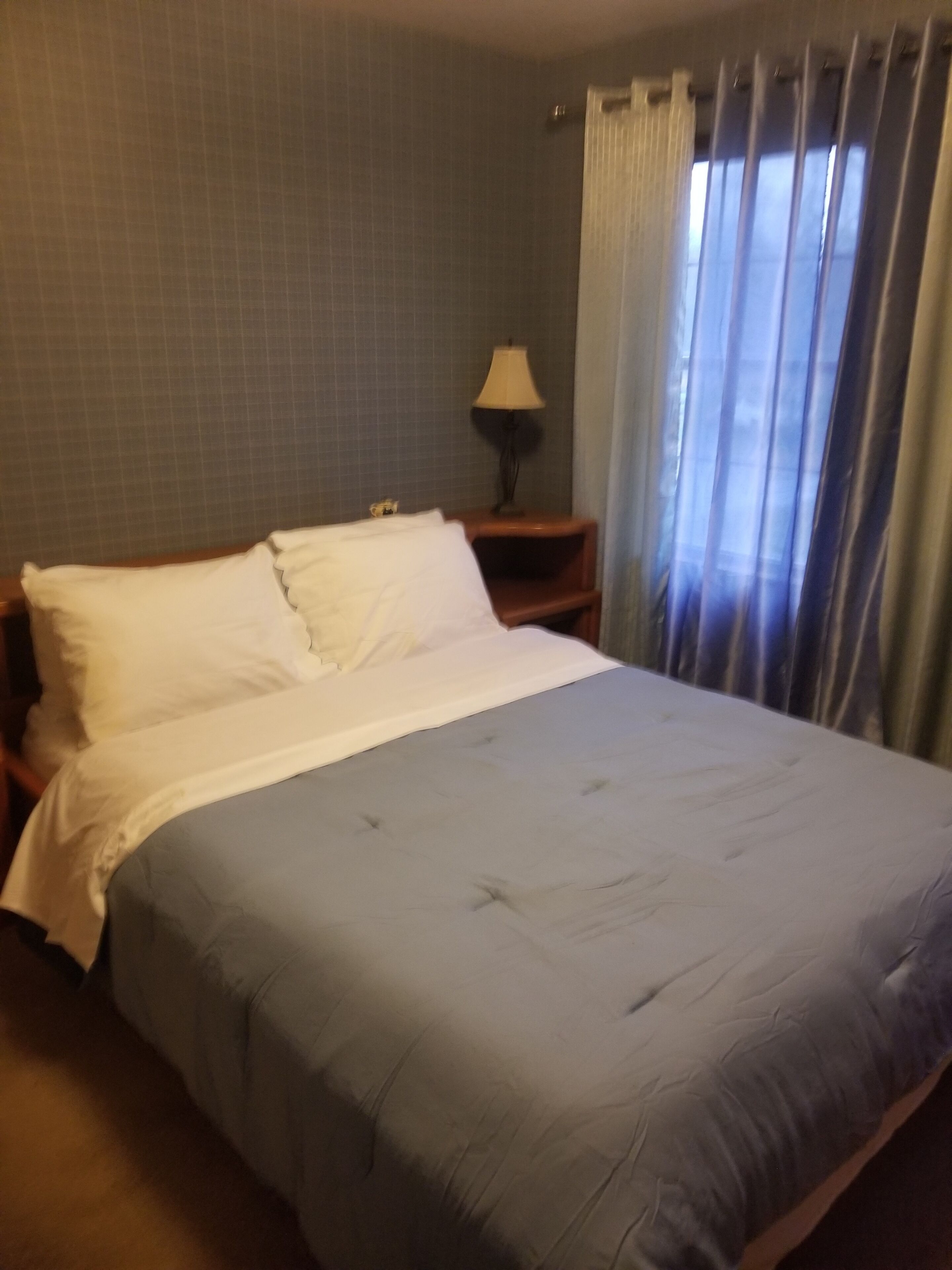 4 slaapkamers, een strijkplank/strijkijzer, wifi, beddengoed