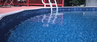 Spacious 4-bedroom house in charming Wallkill with AC