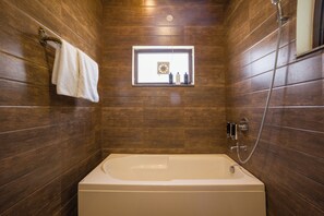 Deluxe-Villa | Badezimmer