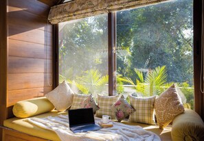Deluxe Villa | Iron/ironing board, free WiFi - Alaya Stays Rahta 3BHK Villa (Dehradun)