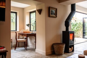 Interior - The Potting Shed | Banham Cottages (Bourton-on-the-Water)