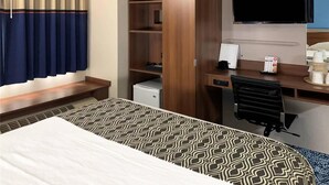 Unclassified image, 5 of 6, button - Sleep Inn & Suites Fond du Lac (Fond du Lac)