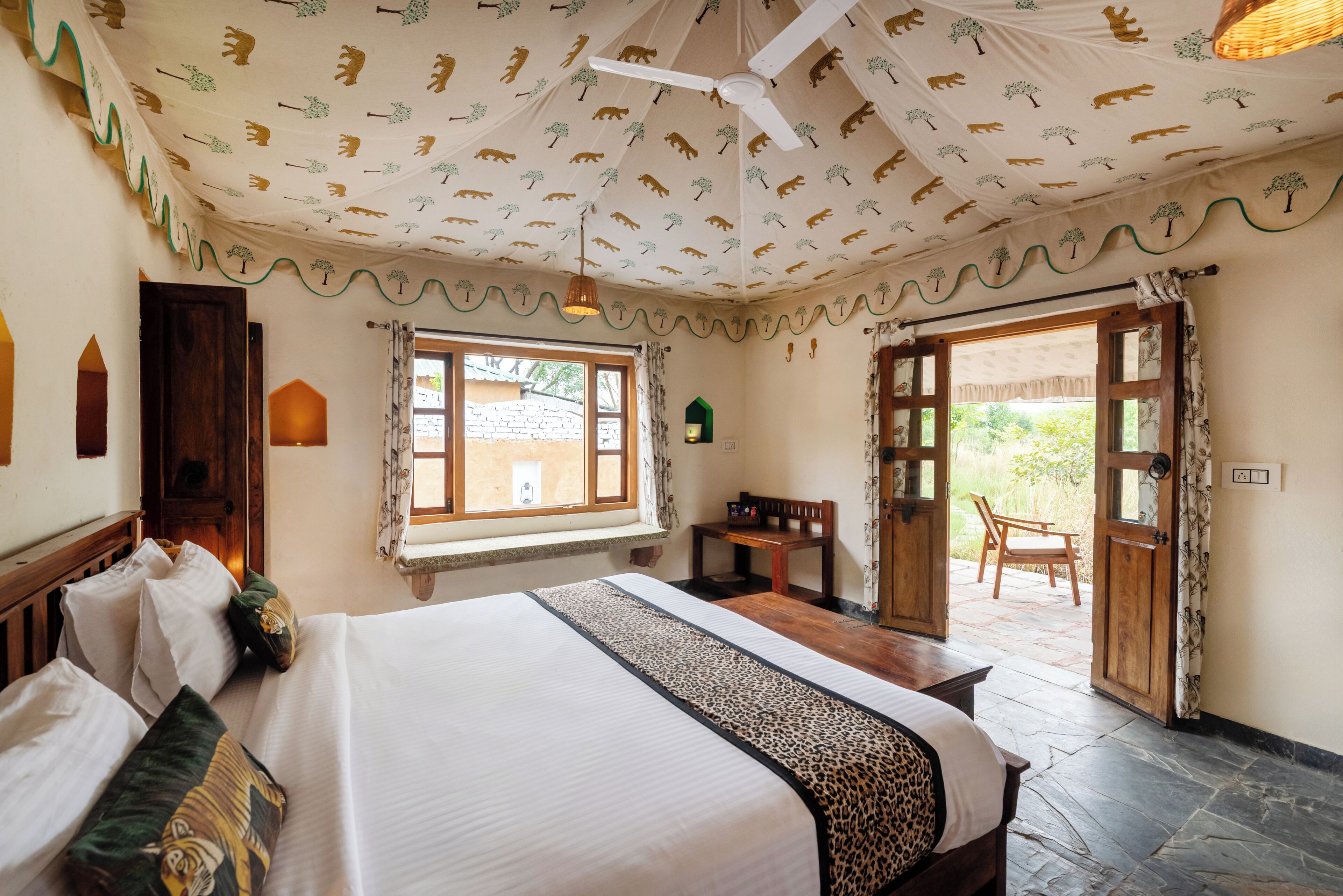 Superior Chalet, Garden View