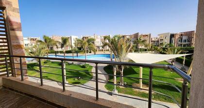 Spacious 5-bedroom villa in lovely Marseilia beach 4 with AC