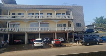 BEAUTIFUL APARTMENT 4 - LIKOUALA