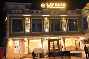 Exterior - Hotel Lav Kush Grand Ayodhya (Ayodhya)