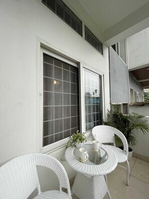 Apartment, 2 Schlafzimmer | Speisen im Freien