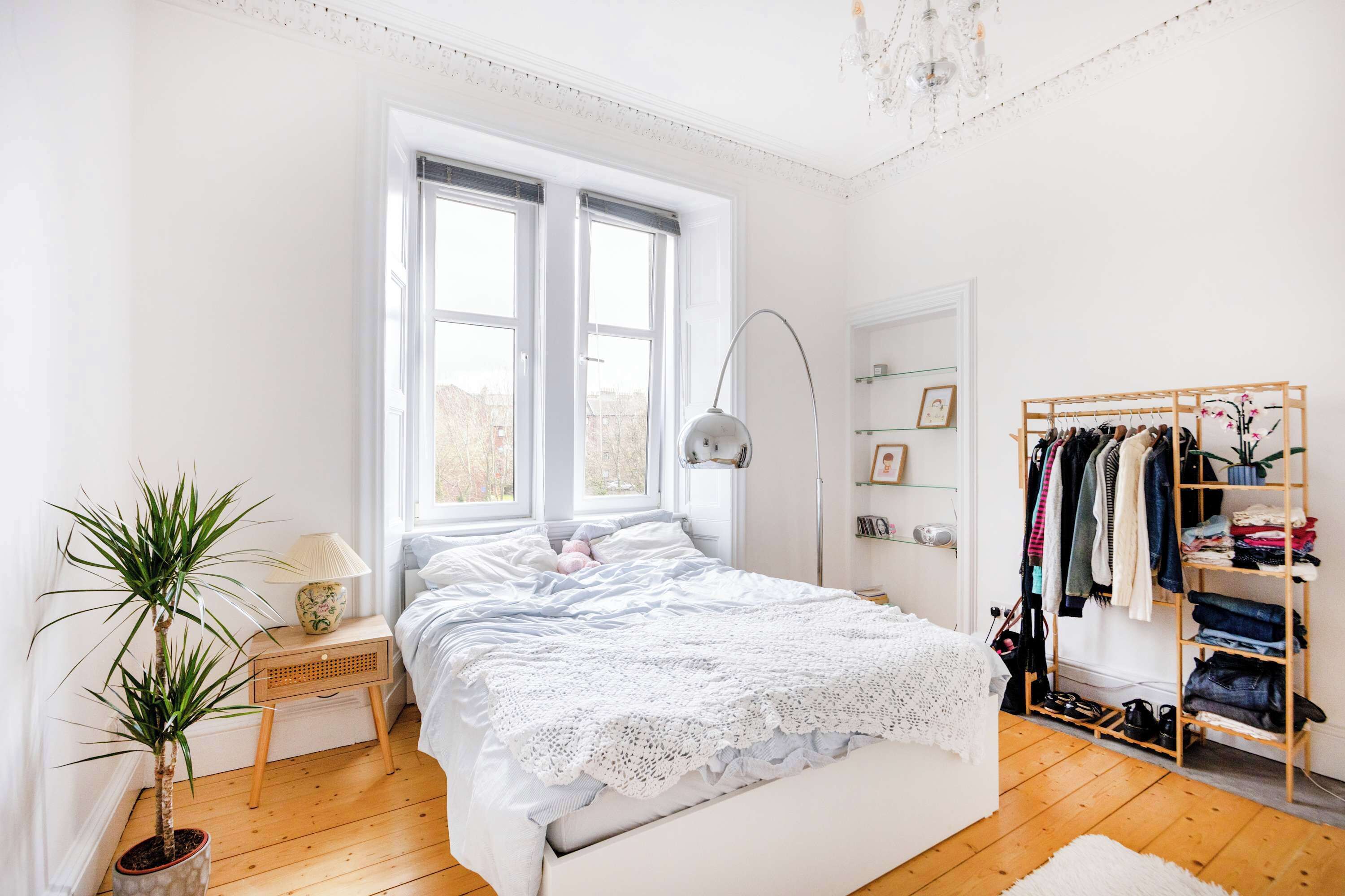 2 slaapkamers, een strijkplank/strijkijzer, reisbedje, gratis wifi
