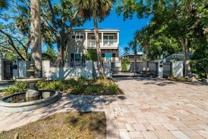 Exterior - Villa Mojito Main | Gated Lakefront Home (St. Augustine)