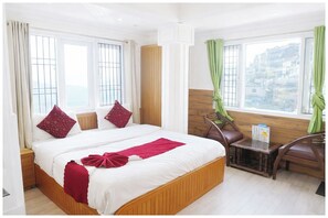 Superior Double Room | View from room - Premium Hotel A-P-S-A-R-A Grand Shimla (Shimla)