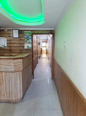 Interior - Premium Hotel A-P-S-A-R-A Grand Shimla (Shimla)