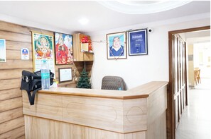 Exterior - Premium Hotel A-P-S-A-R-A Grand Shimla (Shimla)
