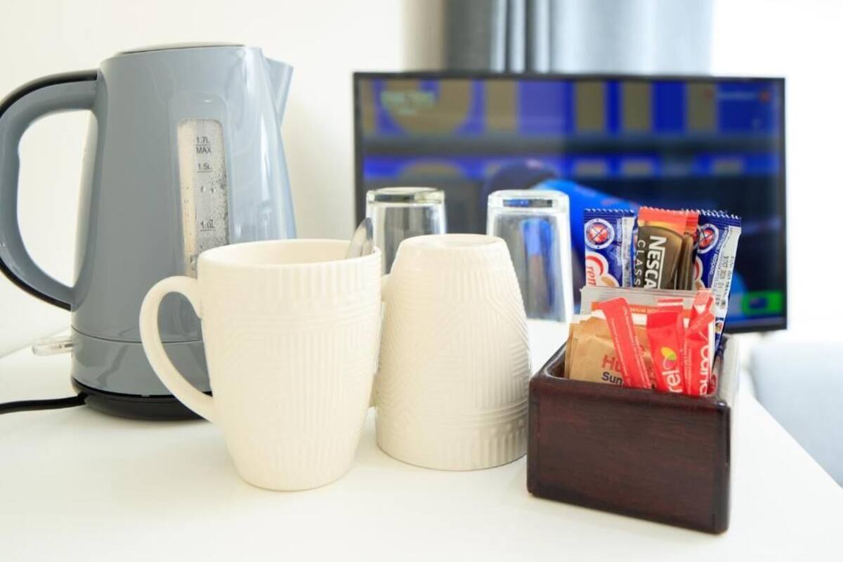 Classic Double Room | Television