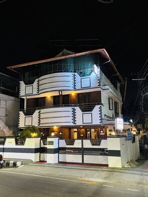 Exterior - Fort Divine Homestay (Kochi)
