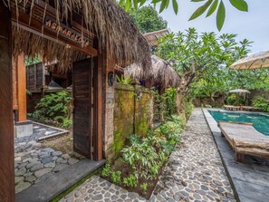 Phòng đôi Tiêu chuẩn, quang cảnh vườn | Hồ bơi