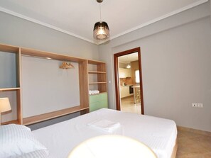Iron/ironing board, WiFi, bed sheets - Fibes Luxury Living 3 by RentalsPro - Mouries Halkidiki (Mouries)