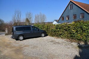 Property grounds - Cozy vacation apartment on the Baltic Sea, with large garden (Behrensdorf (Ostsee))