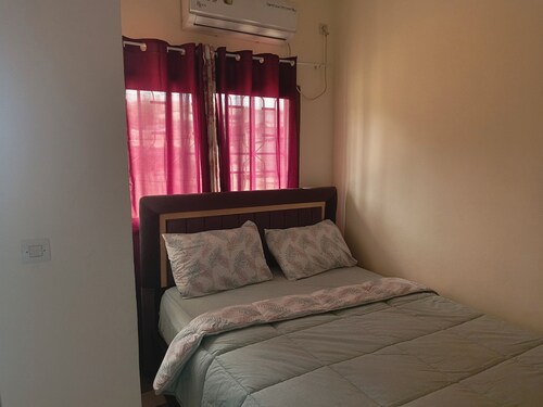 TRES BEL APPARTEMENT 5 - LIKOUALA