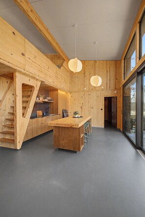 Interior - Mori House at The Retreat at Water's Edge (Tracy City)