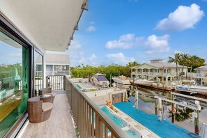 Terrace/patio - Dog-friendly home with central AC, fast WiFi, W/D, & private hot tub (Key Largo)
