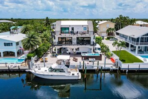 Exterior - Dog-friendly home with central AC, fast WiFi, W/D, & private hot tub (Key Largo)