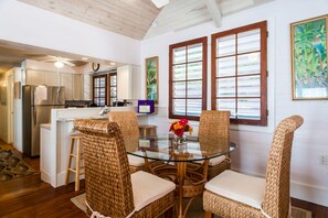 Dining - Spacious Key West Conch Cottage with WiFi & Private Hot Tub - Dogs OK (Key West)