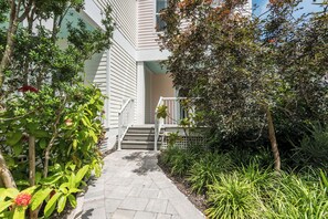 Property grounds - Newly-Built, Dog-Friendly Home with Shared Pool - Walk to Beach & Dining (Key West)
