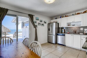 Fridge, microwave, oven, stovetop - Oceanfront Duplex with Beautiful Beach & Dock for Boat Access - Dogs OK (Long Key)