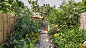 Enceinte de lâhĂ©bergement