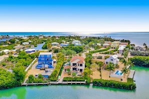 Exterior - Elegant waterfront home with private pools, hot tub, & dock - walk to beach (Marathon)