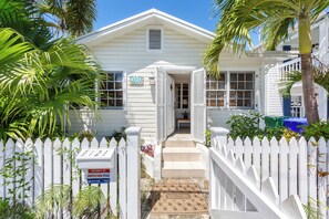 Exterior detail - Old Town Key West classic with private saltwater pool & enclosed patio- by shops (Key West)