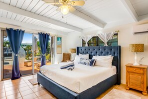Iron/ironing board, travel cot, free WiFi, bed sheets - Waterfront home with gorgeous patio, WiFi, gas grill, & great location (Key Colony Beach)