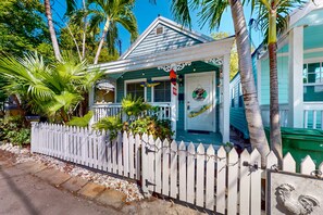 Exterior - Tropical Cottage w/ Private Pool--Two blocks from Duval - Near Hemingway House! (Key West)