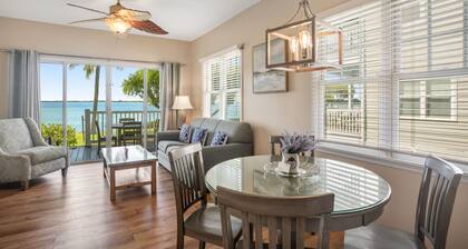 Waterfront retreat with balcony views, kayak, SUP, central AC & washer/dryer