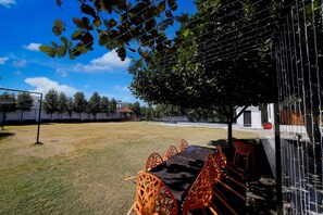 House | Garden - Super Hotel O Iskcon Temple Bhopal (Bhopal)