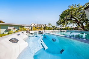 Pool - Inviting home near the water with gazebo, fire table, and heated spa (Marathon)